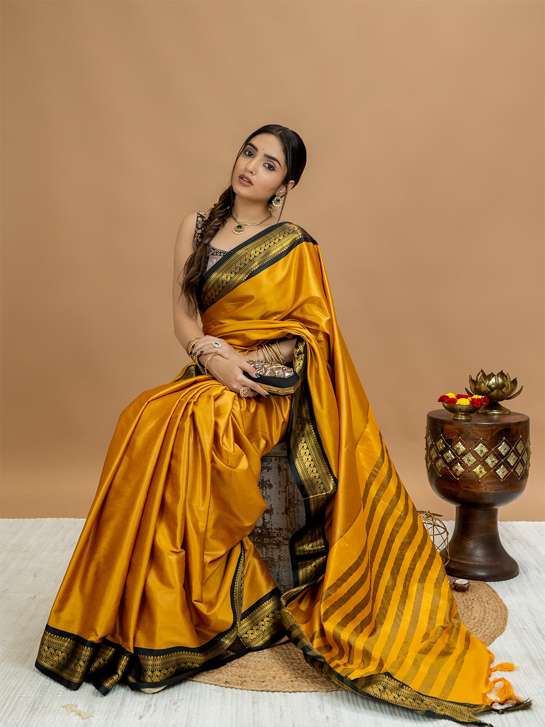 Solid Cotton Blend Saree