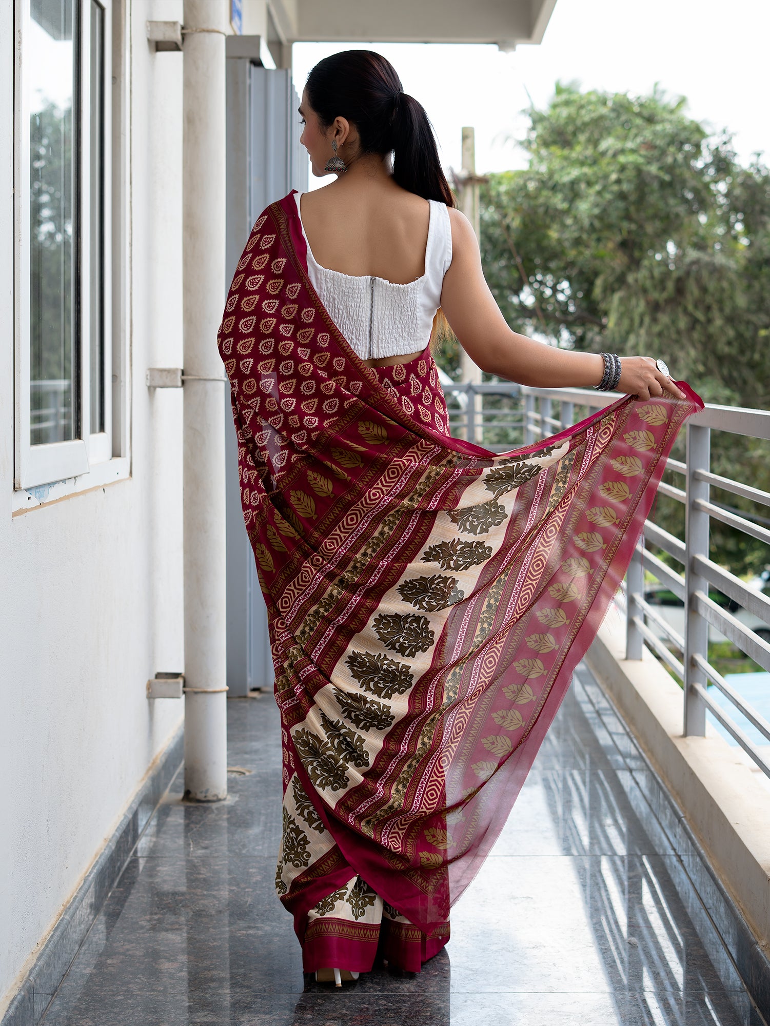 Abstract Powder Crepe Saree