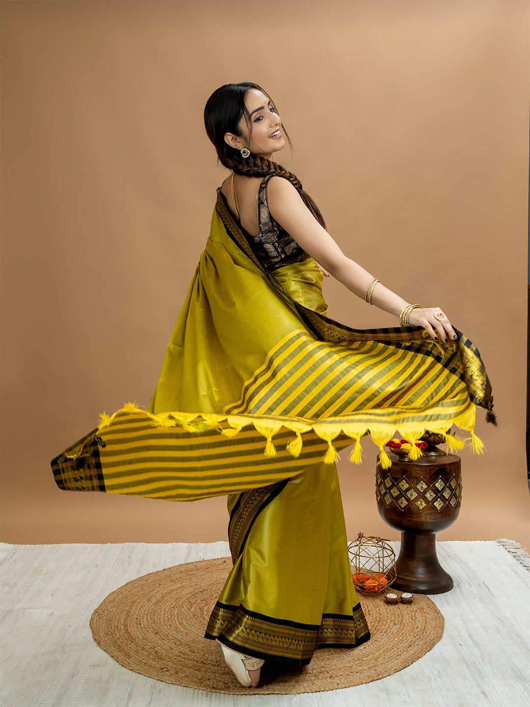 Solid Cotton Blend Saree