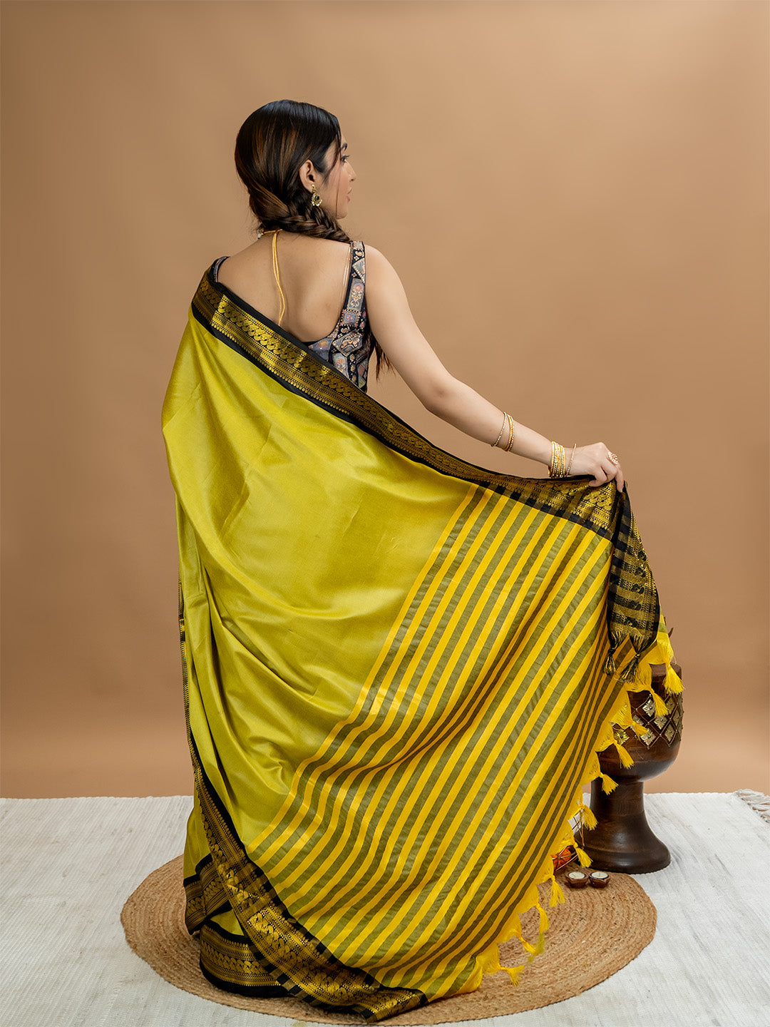 Solid Cotton Blend Saree