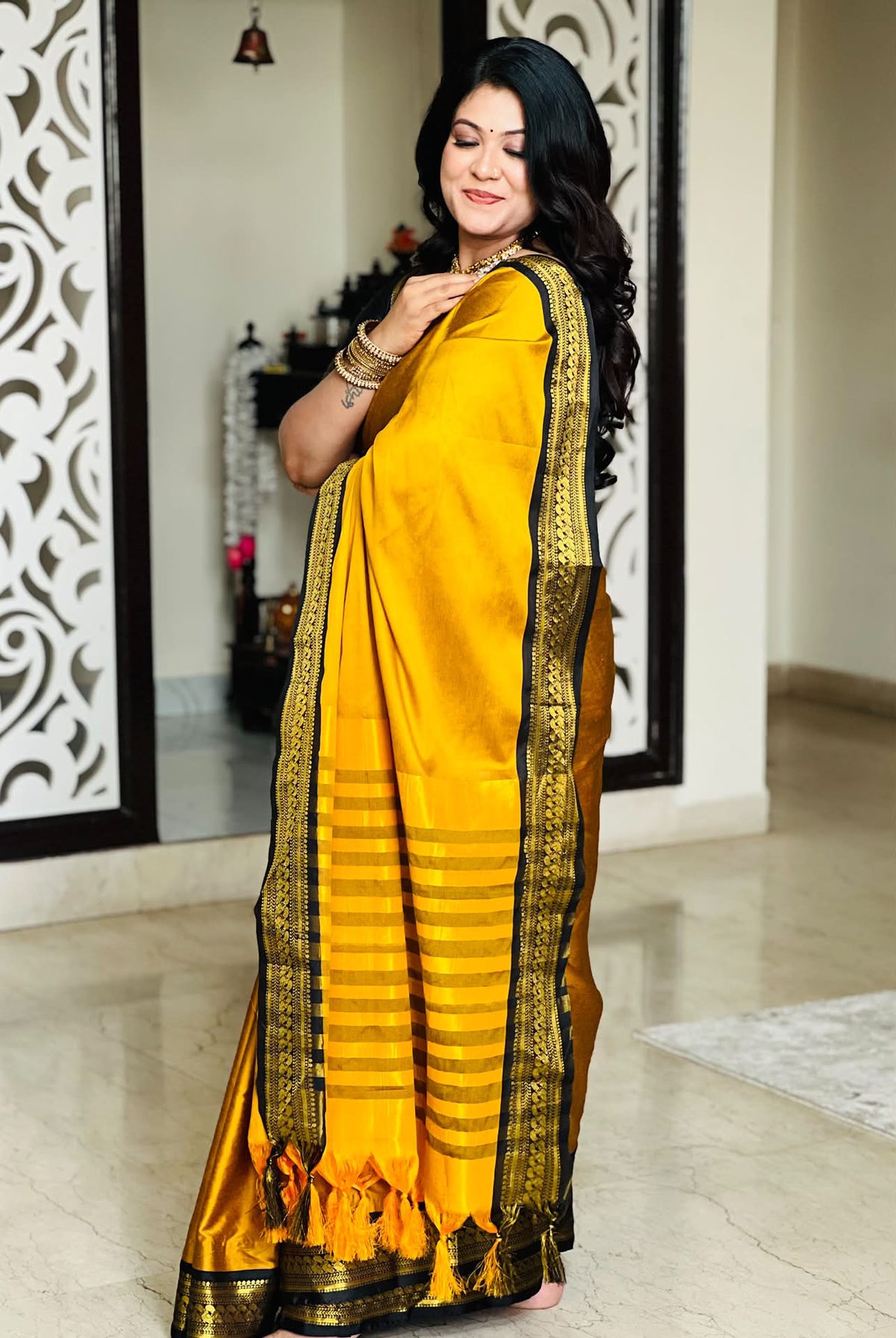 Solid Cotton Blend Saree