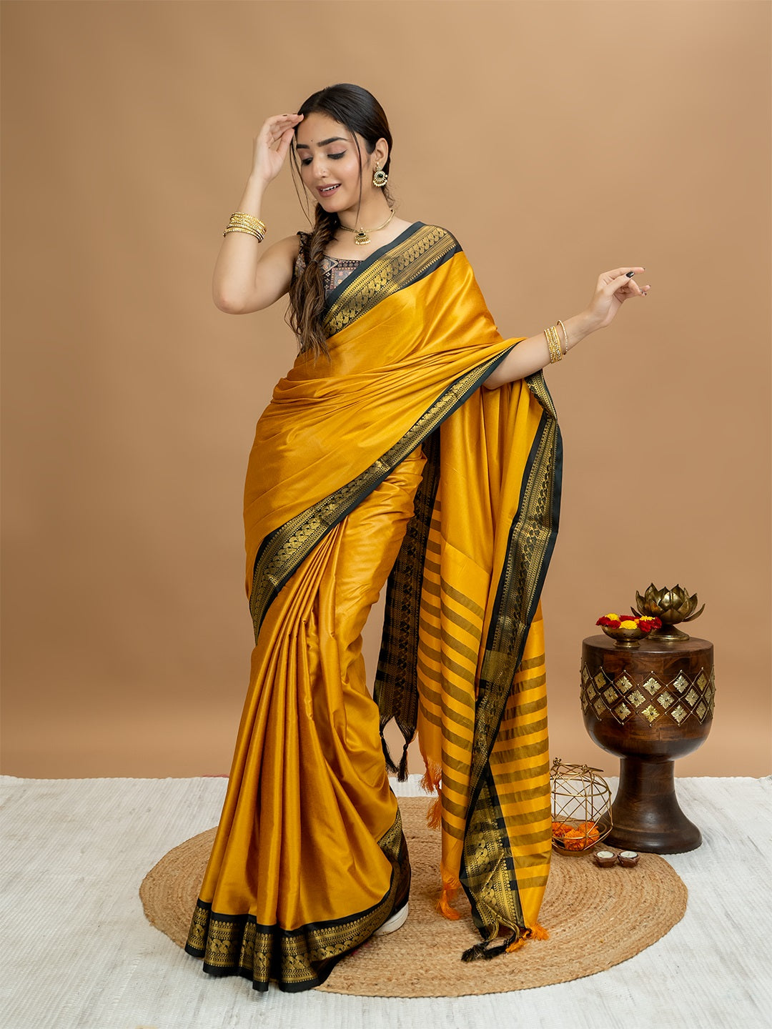Solid Cotton Blend Saree
