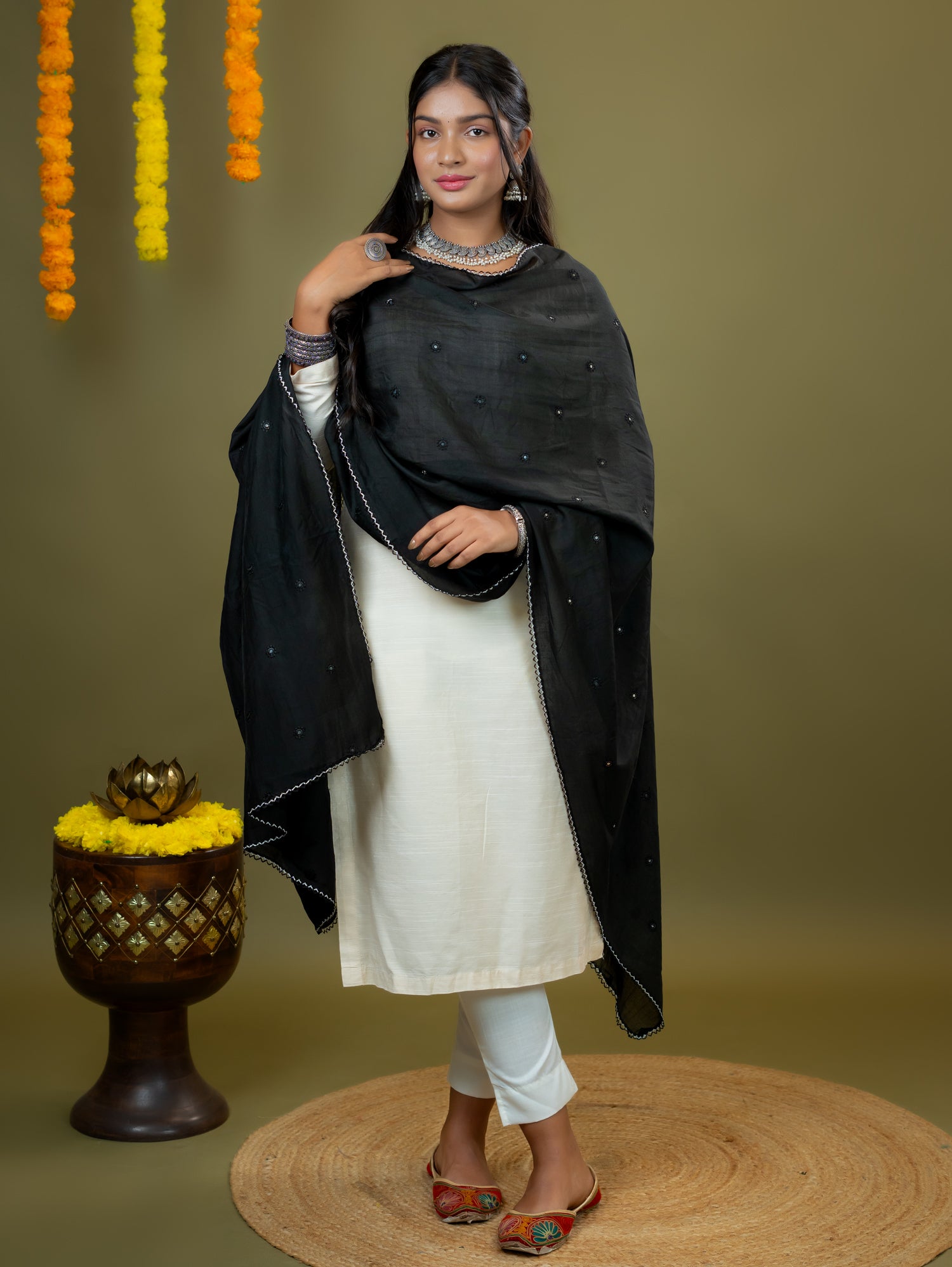 Black Mirror Work Dupatta
