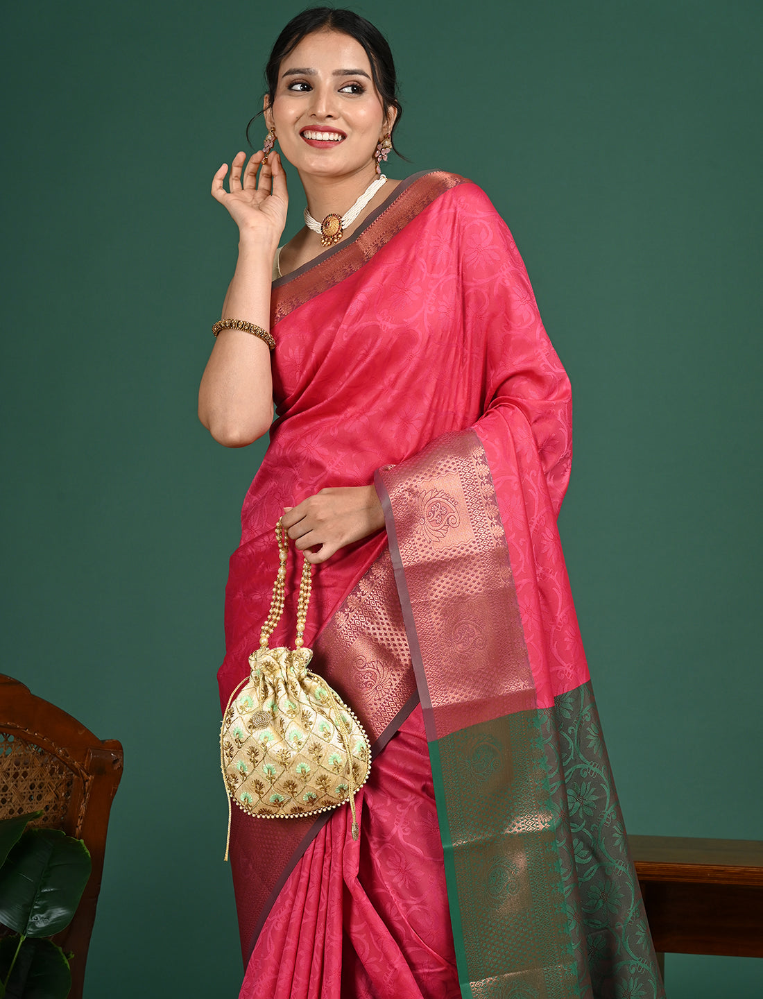South Art Silk Geometric Saree