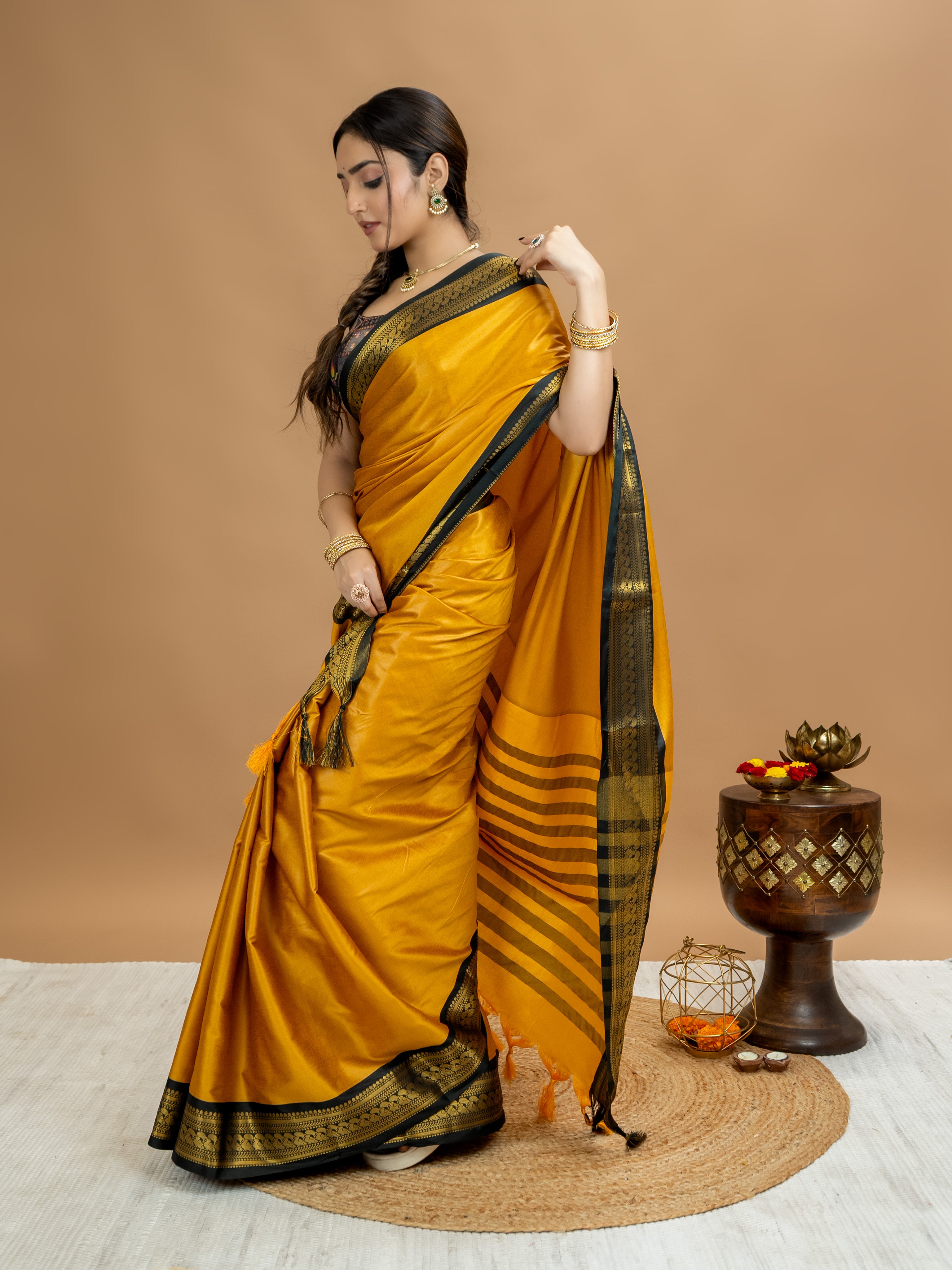Solid Cotton Blend Saree