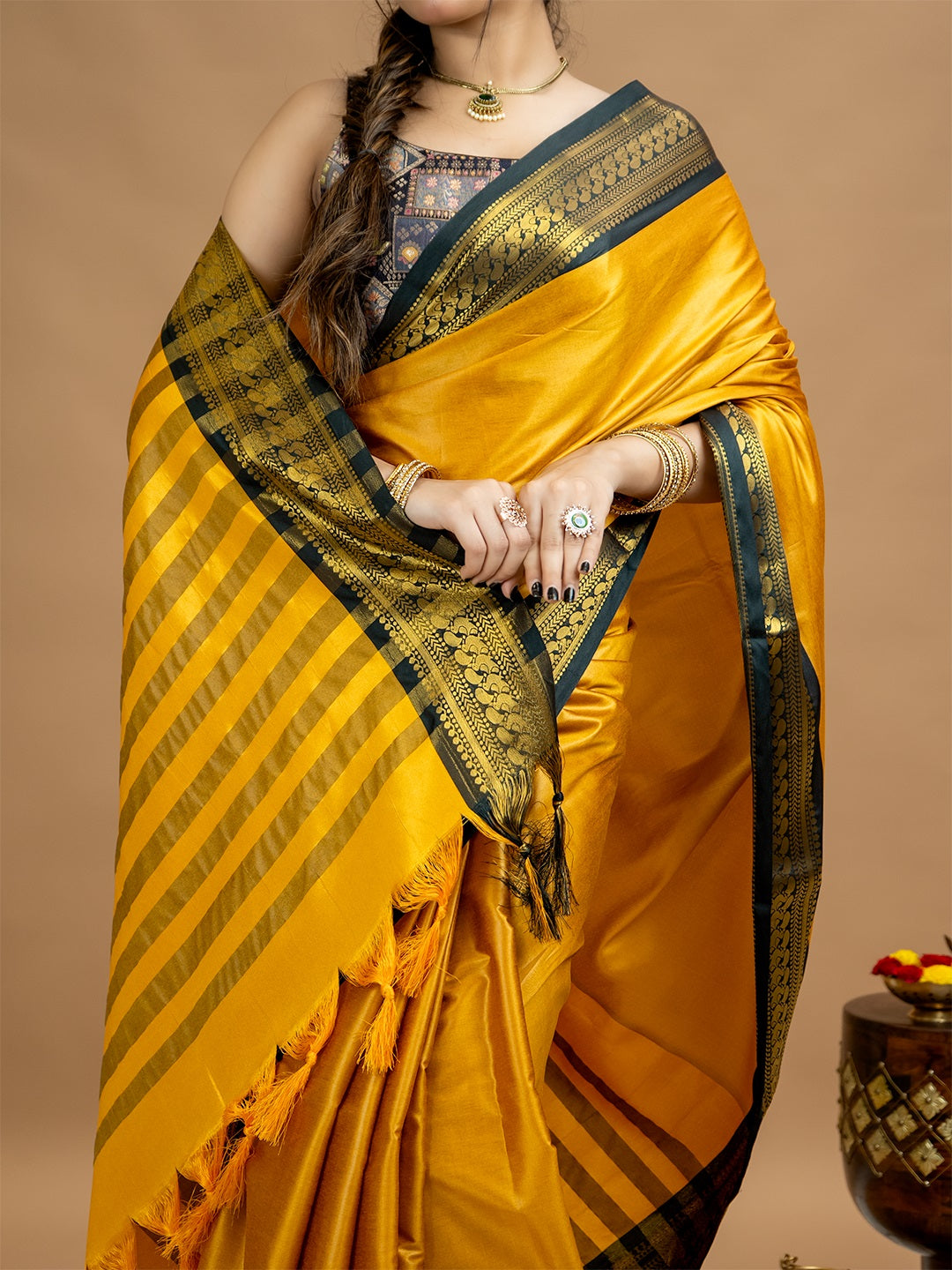 Solid Cotton Blend Saree