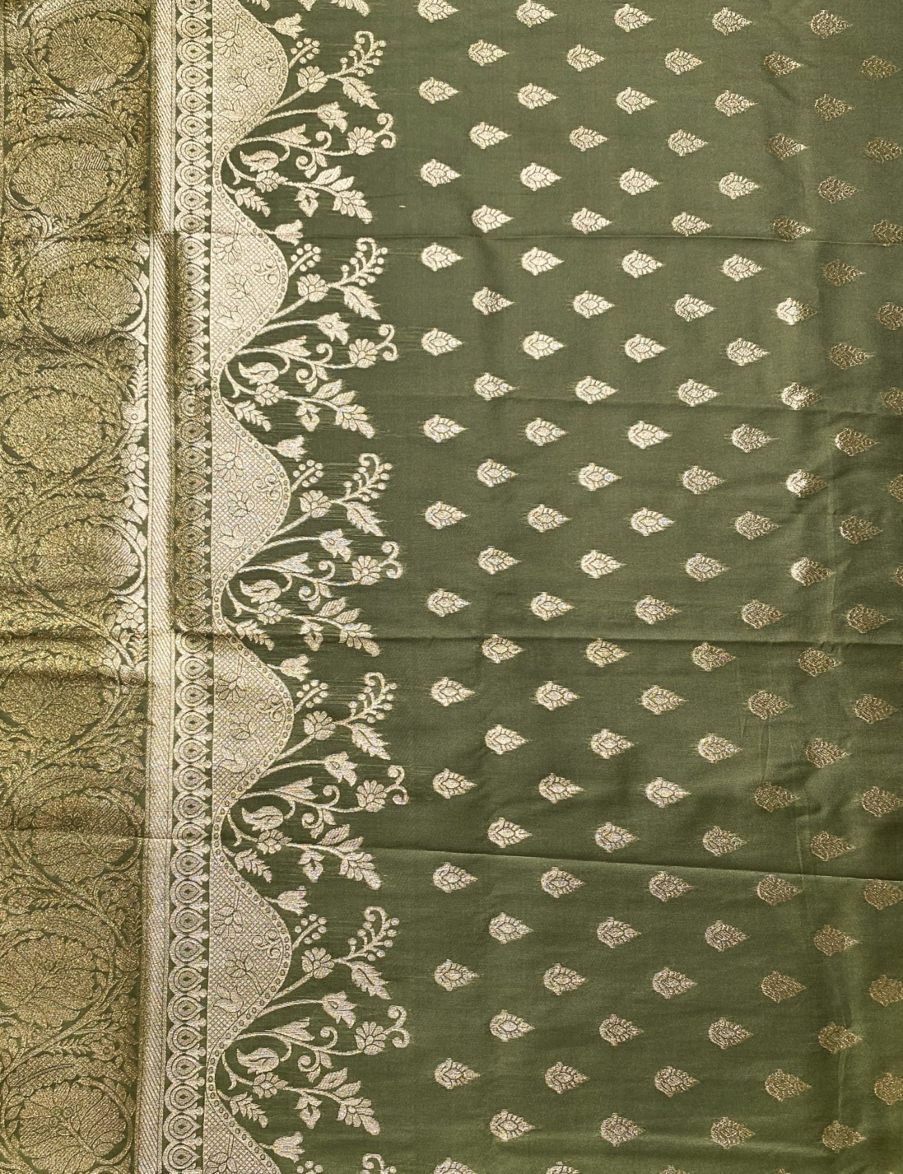 Banarasi Viscose Silk Saree