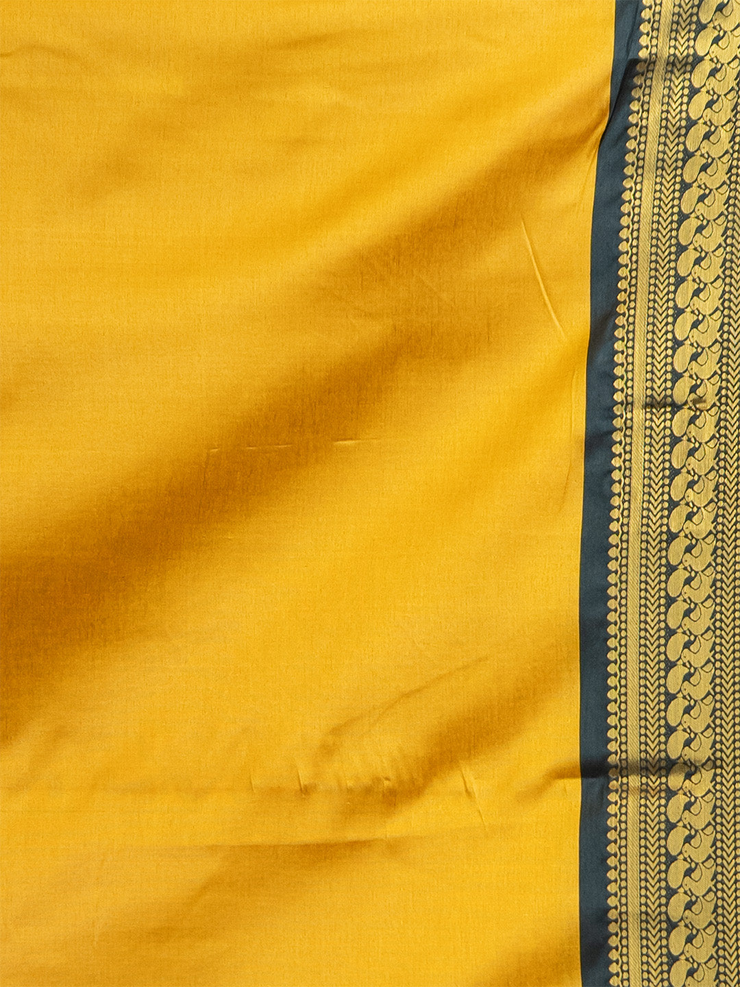 Solid Cotton Blend Saree