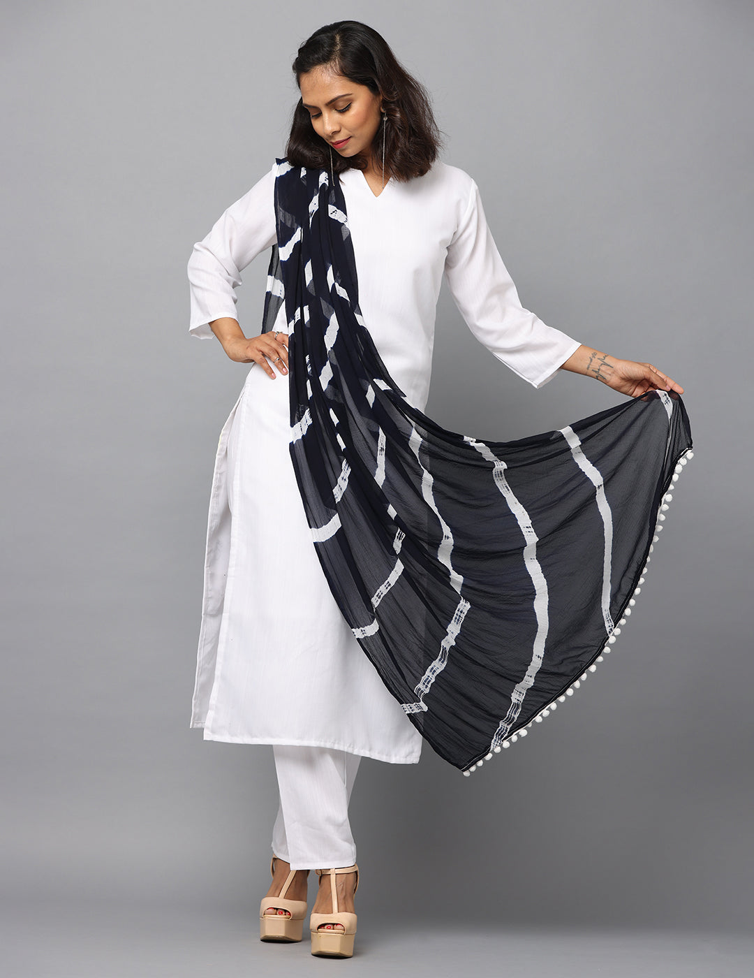 Striped Bandhini Chiffon Dupatta