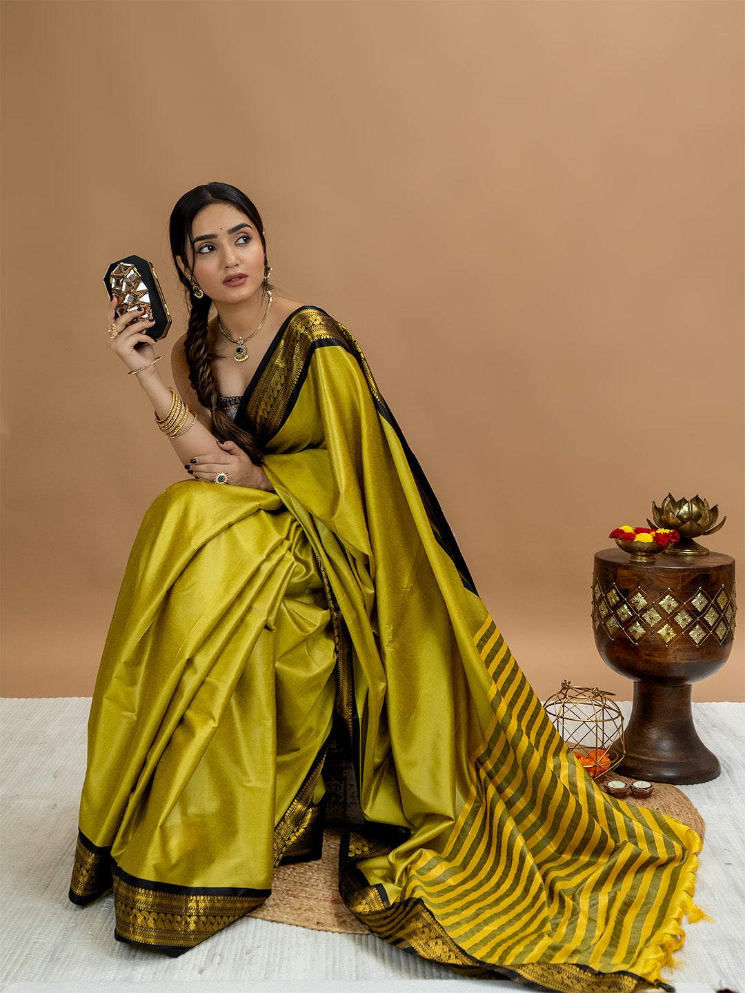 Solid Cotton Blend Saree