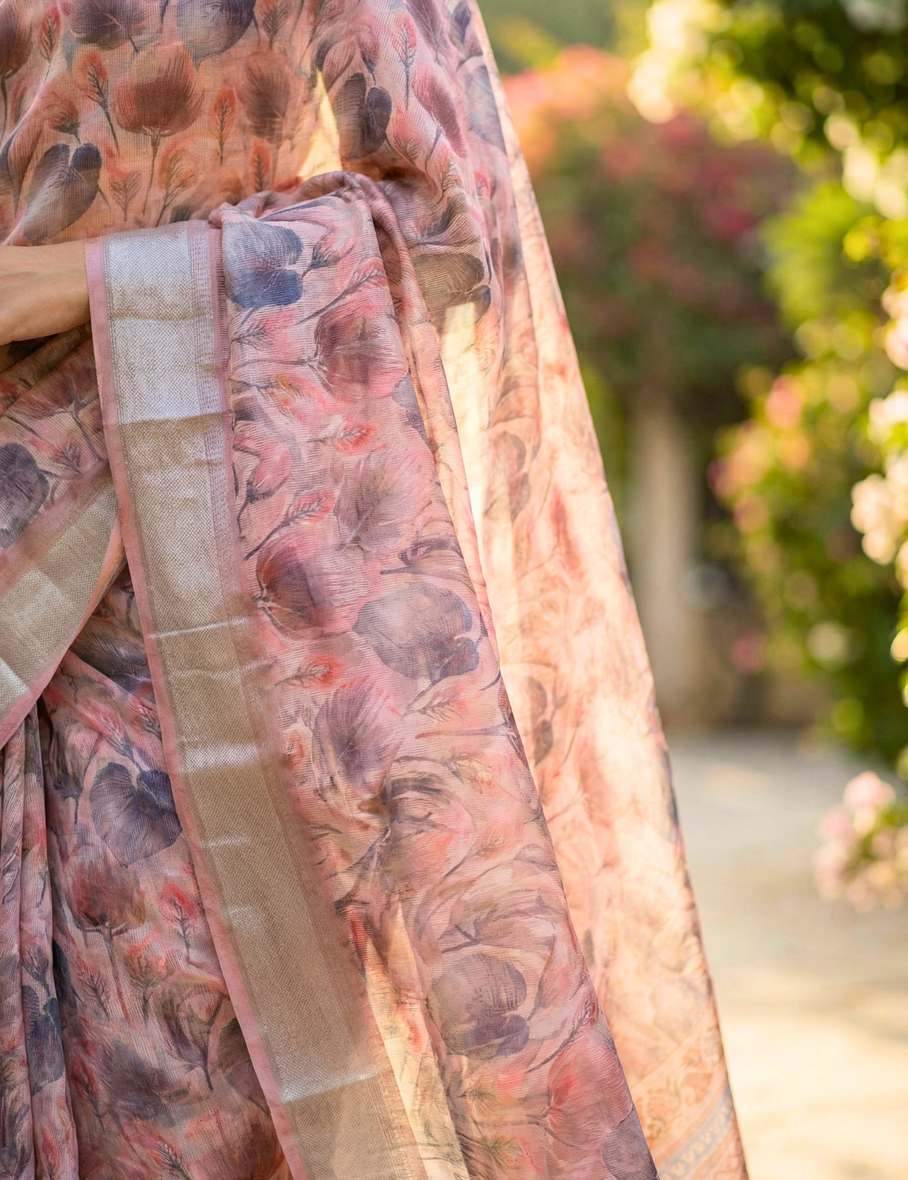 Floral Linen Blend Saree