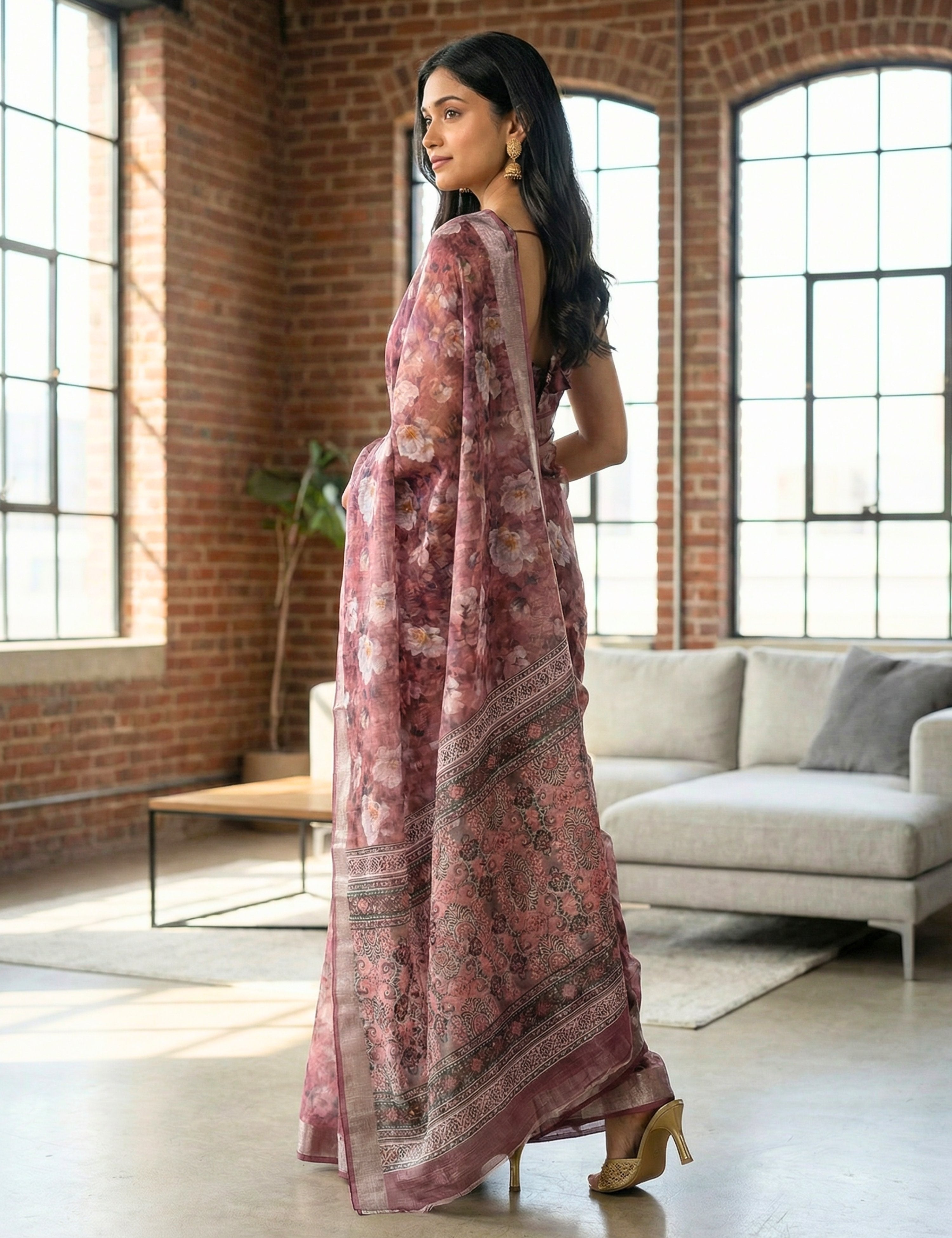Floral Linen Blend Saree