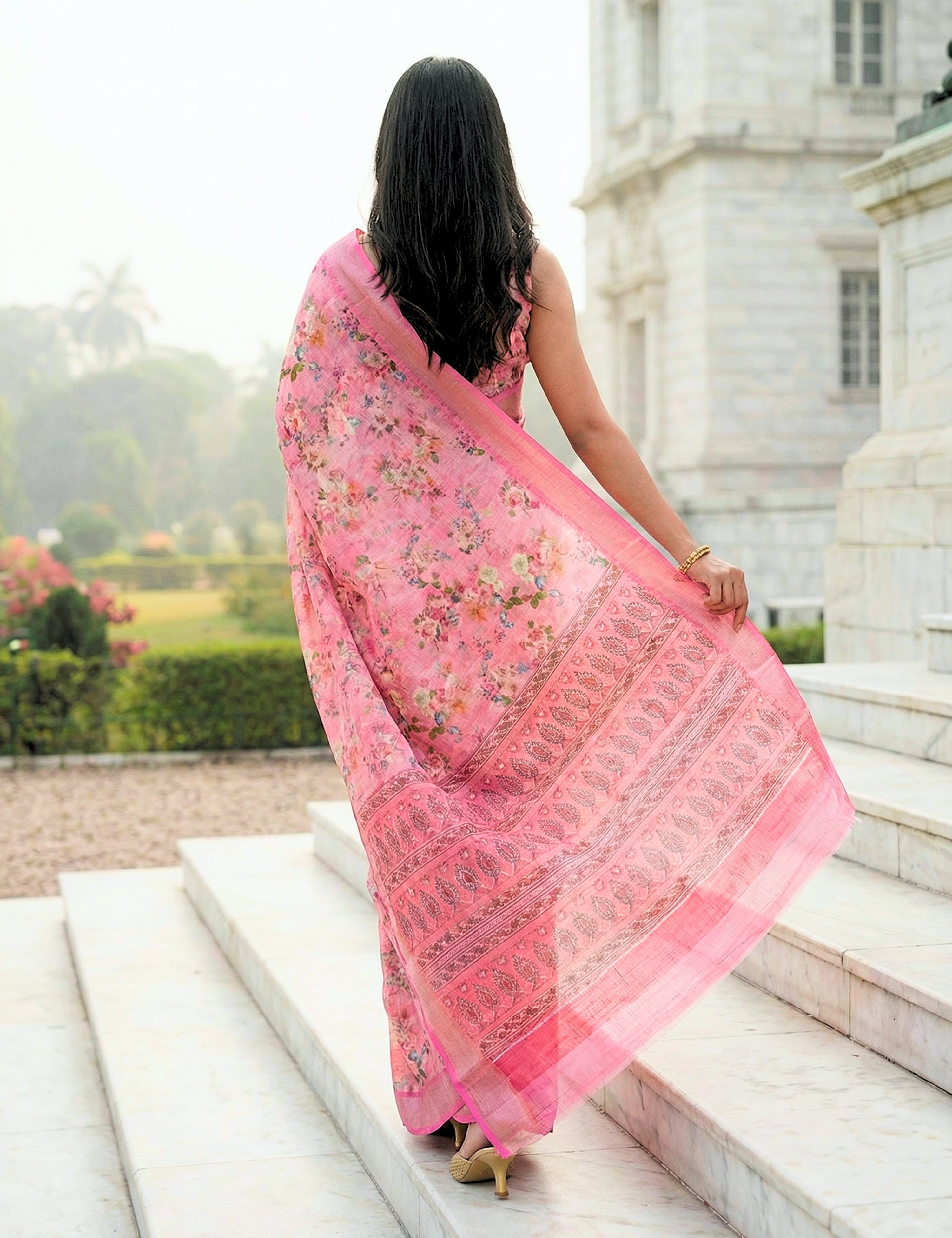 Floral Linen Blend Saree